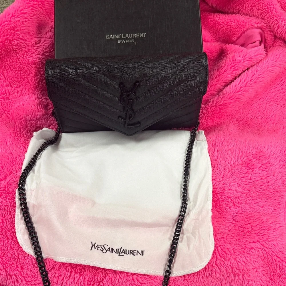 Saint Laurent Black Quilted Chain Crossbody Wallet - Picture 2 of 10